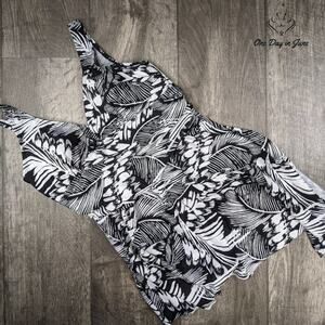 Blencot V Neck Printed One Piece Swimdress Size L